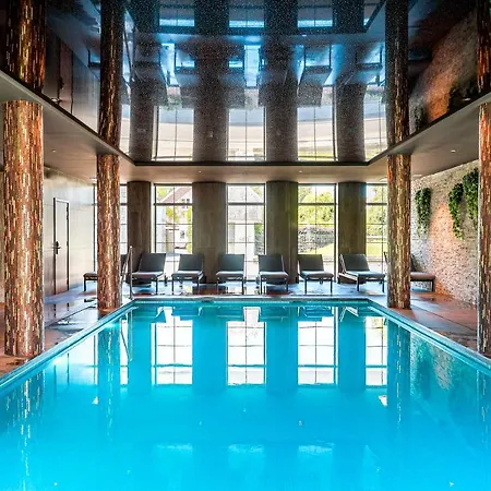 Mercure Отель Ан-сюр-Лес